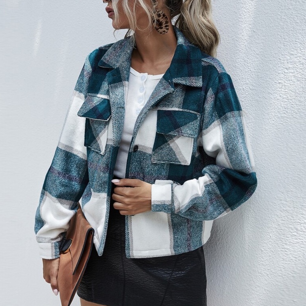 Plaid Green pocket button up jacket shacket fall